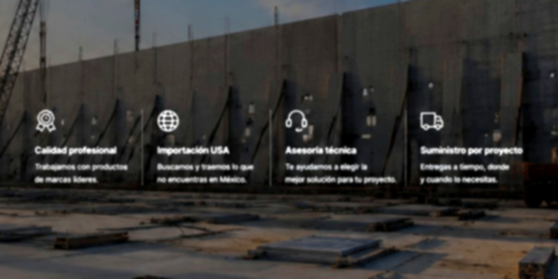 Construcción Tilt-Up con paneles de concreto y grúa